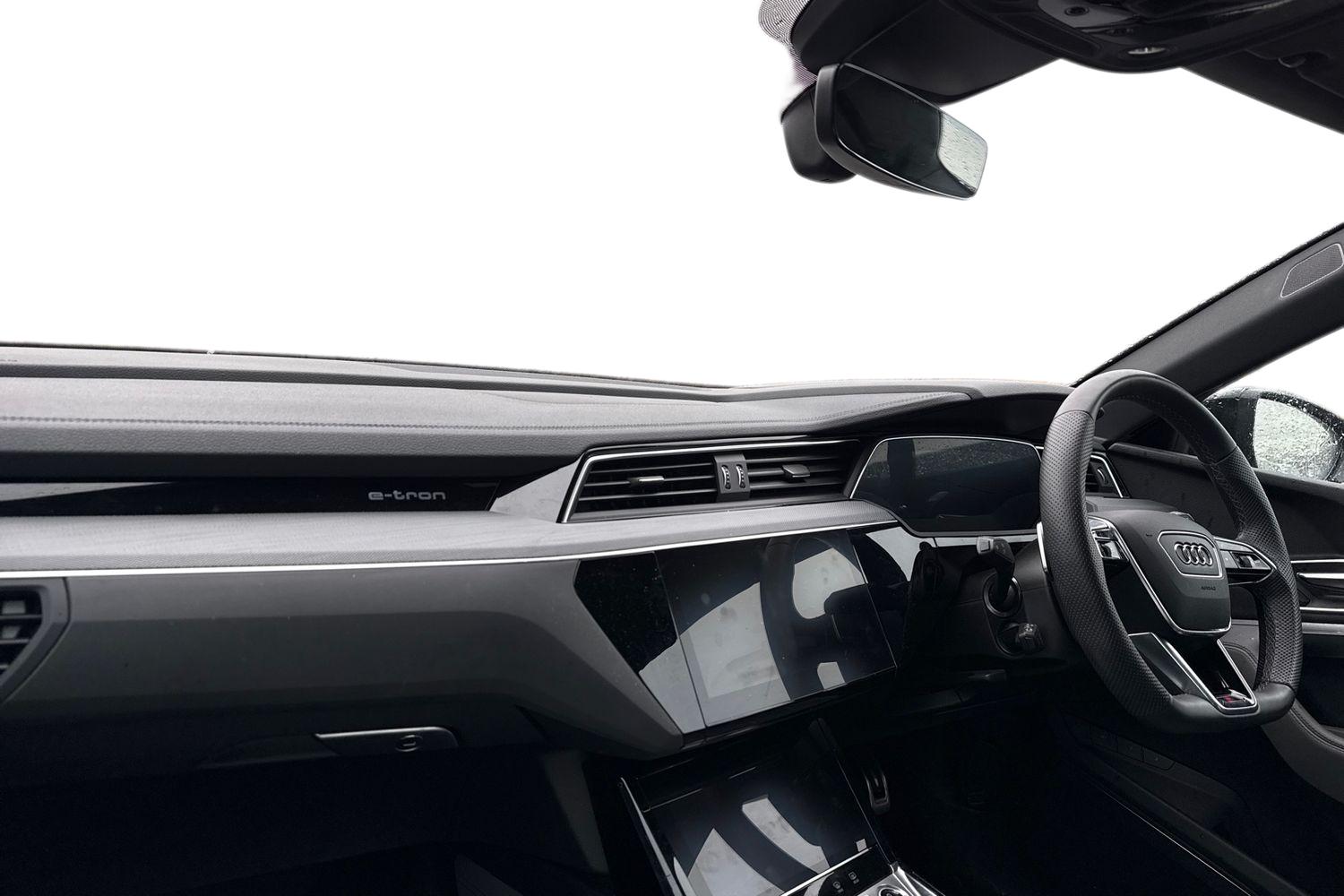 Used Audi Q8 2023 for sale - 77527614: Photo 4