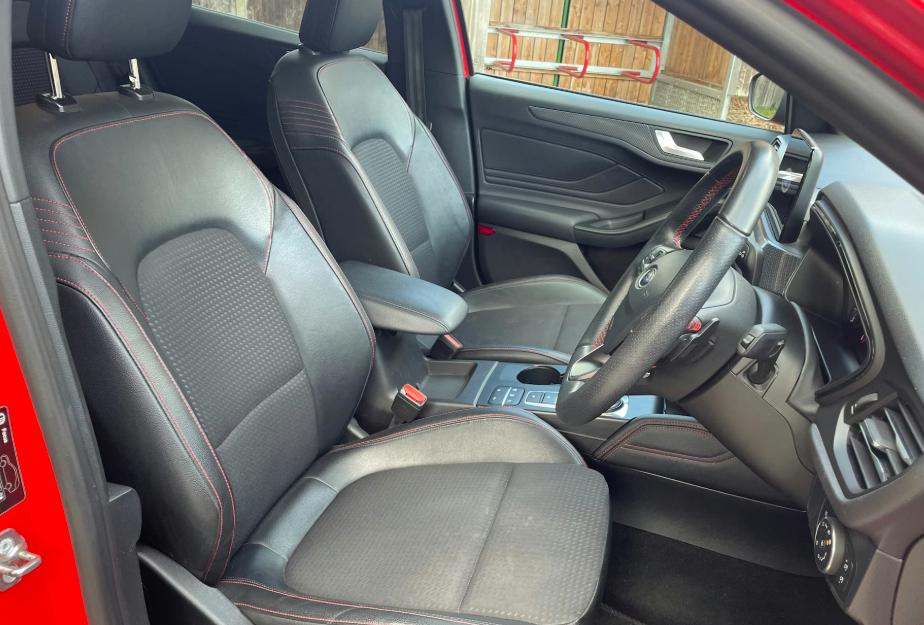 Used Ford Focus 2019 for sale - 77220115: Photo 4