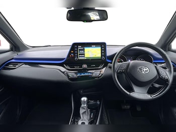 Used Toyota C-HR 2020 for sale - 78168528: Photo