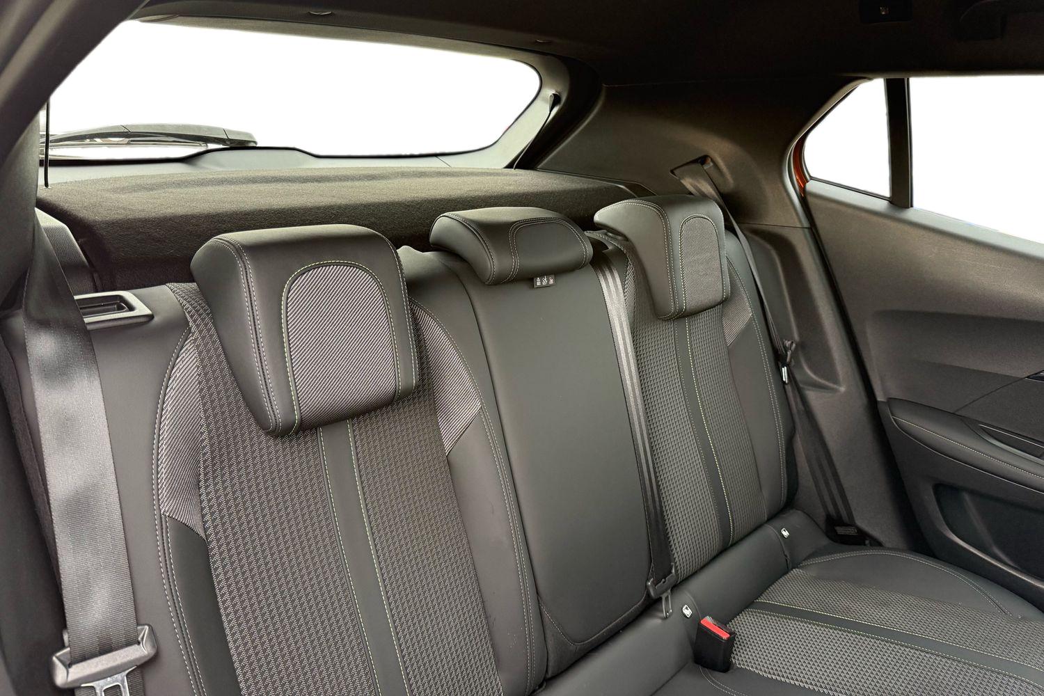 Used Peugeot 2008 2021 for sale - 75824882: Photo 14