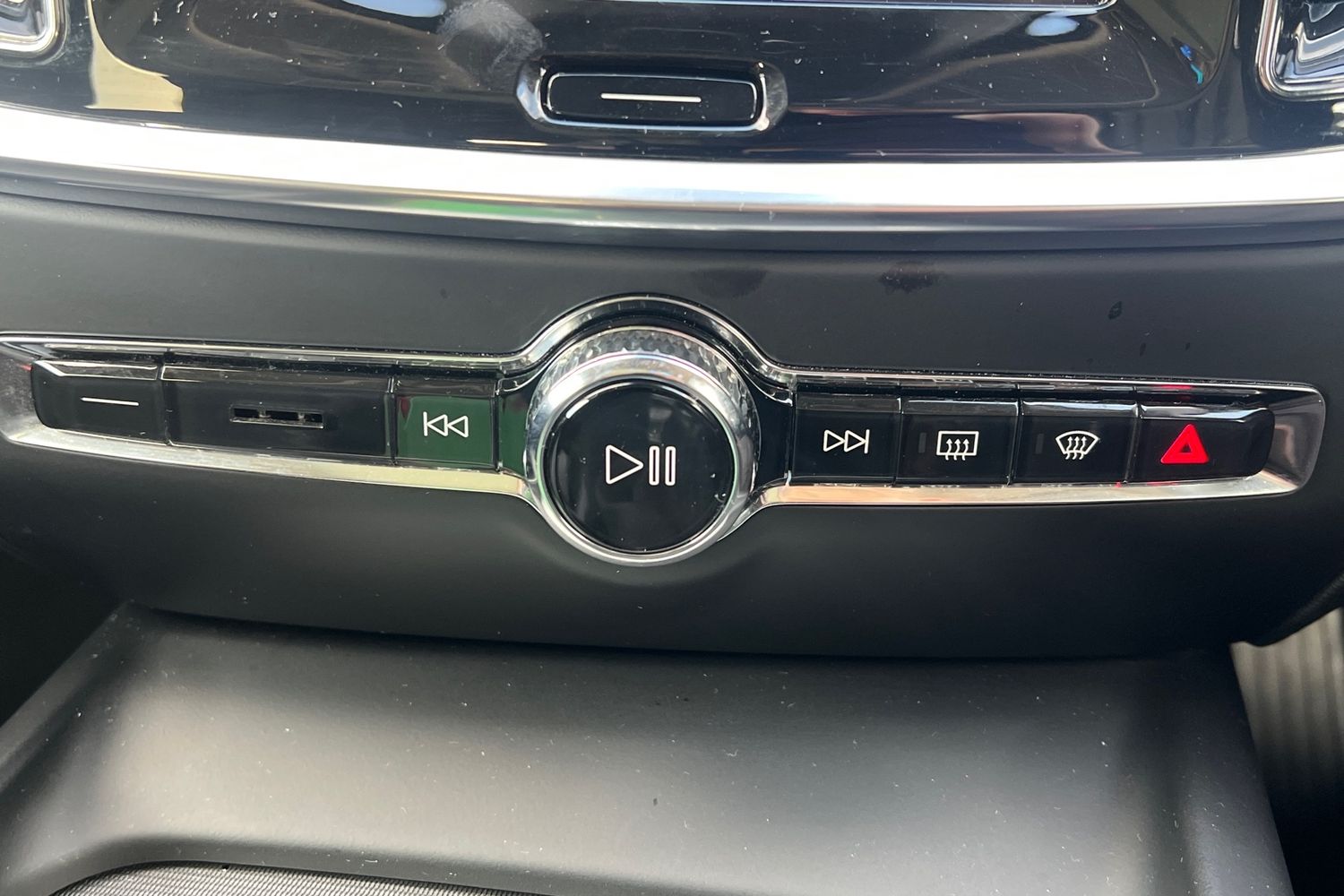 Used Volvo V60 2020 for sale - 76711787: Photo 11