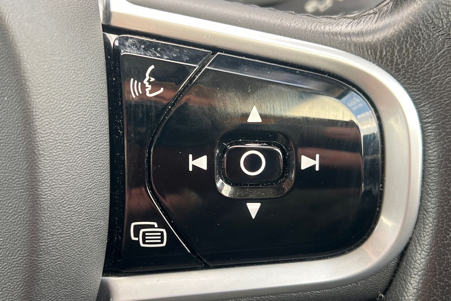 Used Volvo V60 2020 for sale - 76711787: Photo 14