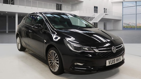 Used Vauxhall Astra 2019 for sale - 76300231: Photo 1