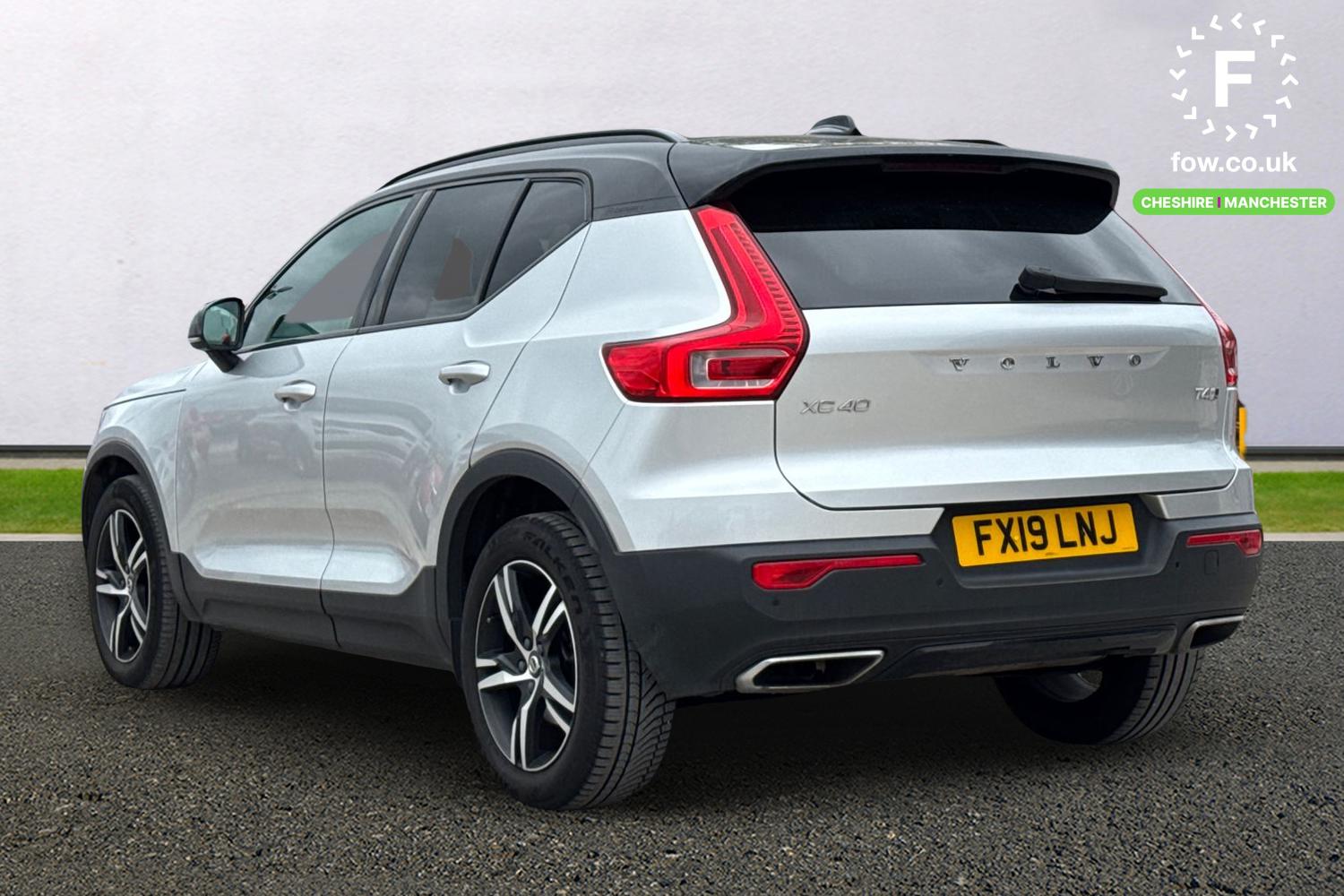 Used Volvo XC40 2019 for sale - 77540973: Photo 2