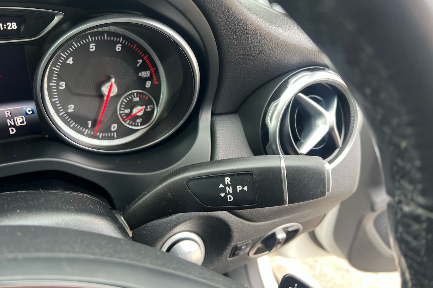 Used Mercedes-Benz GLA 2019 for sale - 75938015: Photo 9