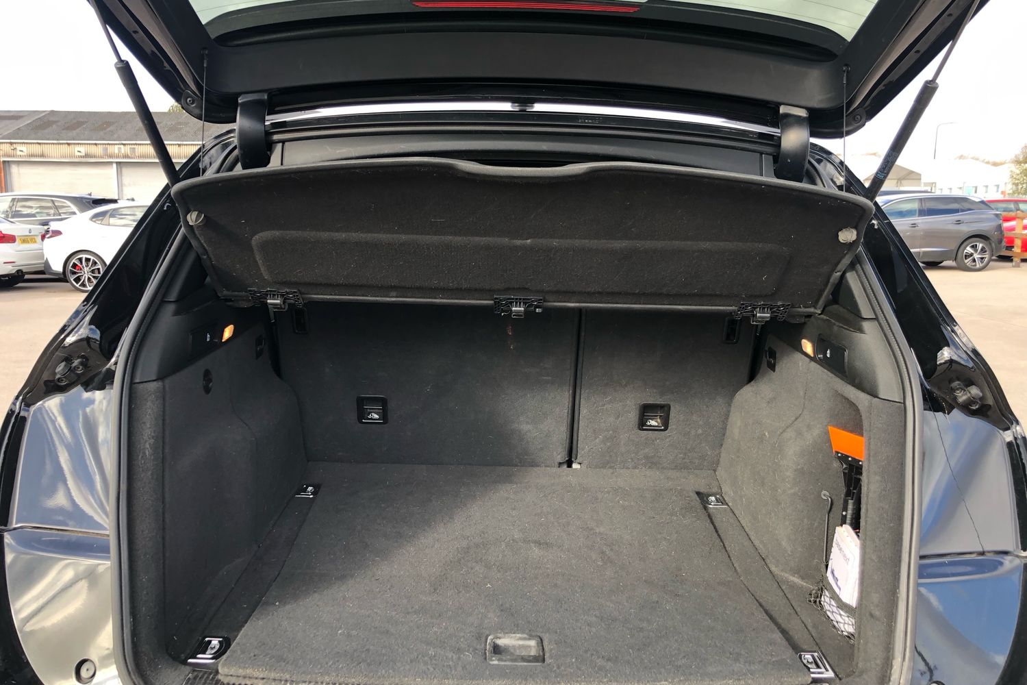 Used Audi Q5 2017 for sale - 76385509: Photo 14