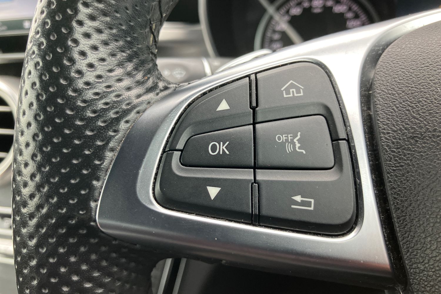 Used Mercedes-Benz C Class 2018 for sale - 77973428: Photo 14