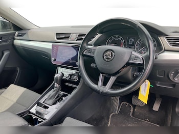 Used Skoda Superb 2019 for sale - 78871724: Photo
