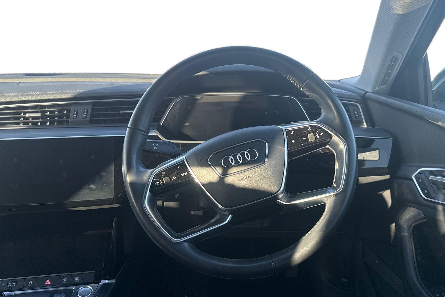 Used Audi e-tron 2020 for sale - 76884136: Photo 5