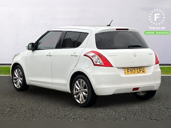 Used Suzuki Swift 2017 for sale - 76972843: Photo