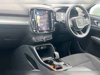 Used Volvo XC40 2021 for sale - 76541061: Photo