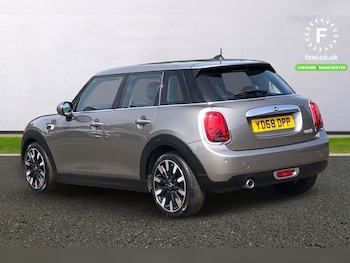 Used MINI Hatch 2019 for sale - 78765656: Photo