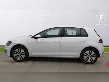 Used Volkswagen Golf 2020 for sale - 78852204: Photo