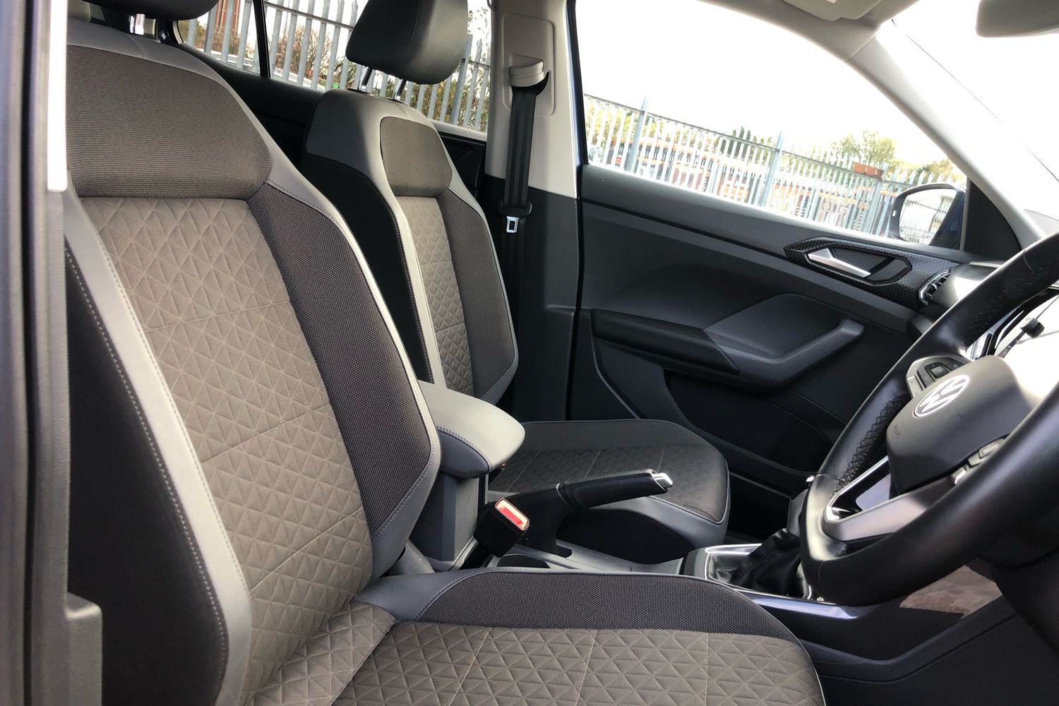 Used Volkswagen T-Cross 2021 for sale - 76368620: Photo 10