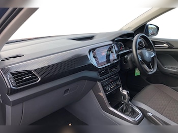 Used Volkswagen T-Cross 2021 for sale - 76368620: Photo