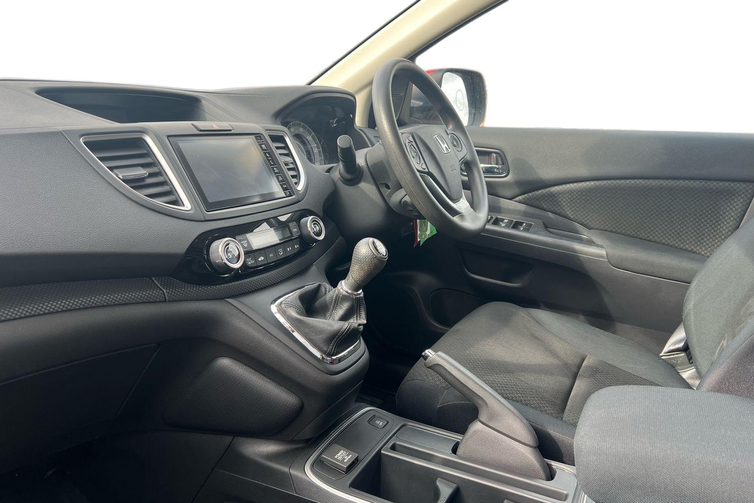 Used Honda CR-V 2018 for sale - 76929325: Photo 4