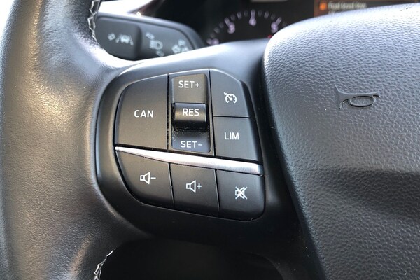 Used Ford Fiesta 2018 for sale - 76027213: Photo 10
