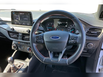 Used Ford Focus 2020 for sale - 78521749: Photo