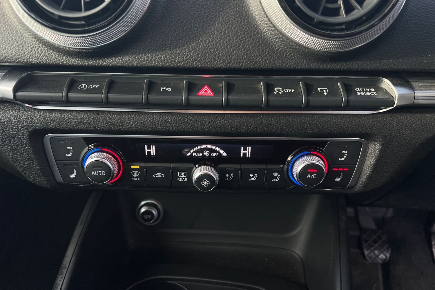 Used Audi A3 2017 for sale - 77199385: Photo 10