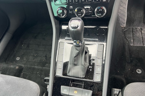 Used Skoda Superb 2019 for sale - 76004880: Photo 8