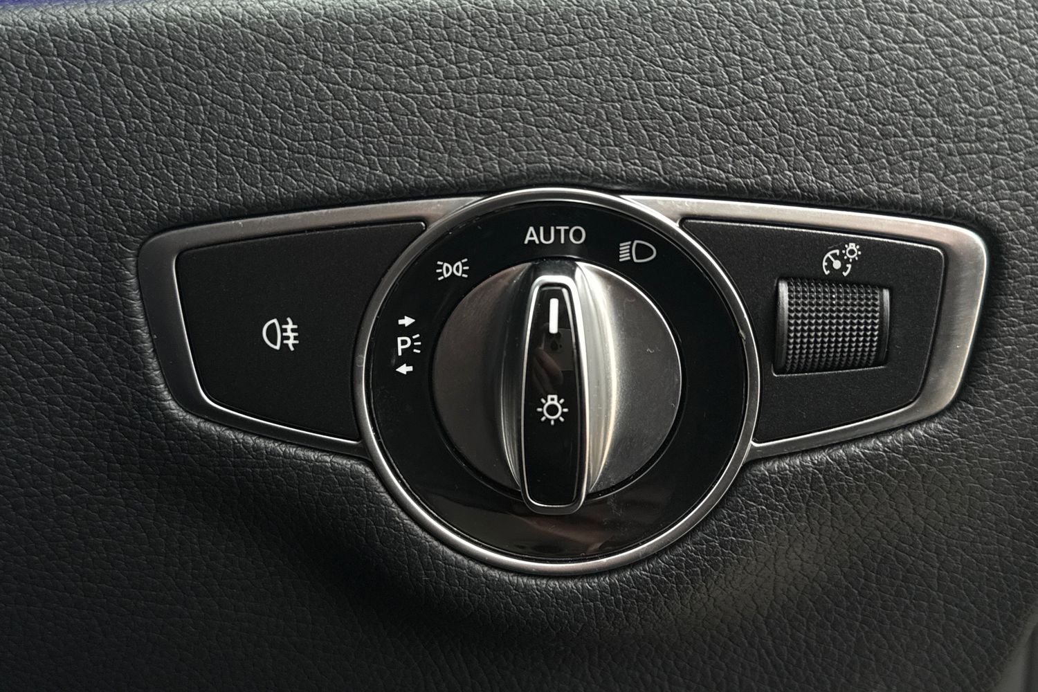 Used Mercedes-Benz E Class 2019 for sale - 77444137: Photo 18