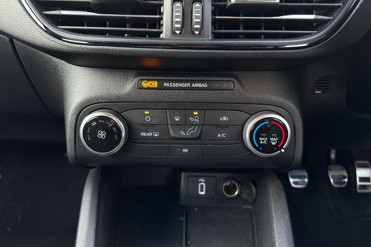 Used Ford Focus 2020 for sale - 76334456: Photo 7