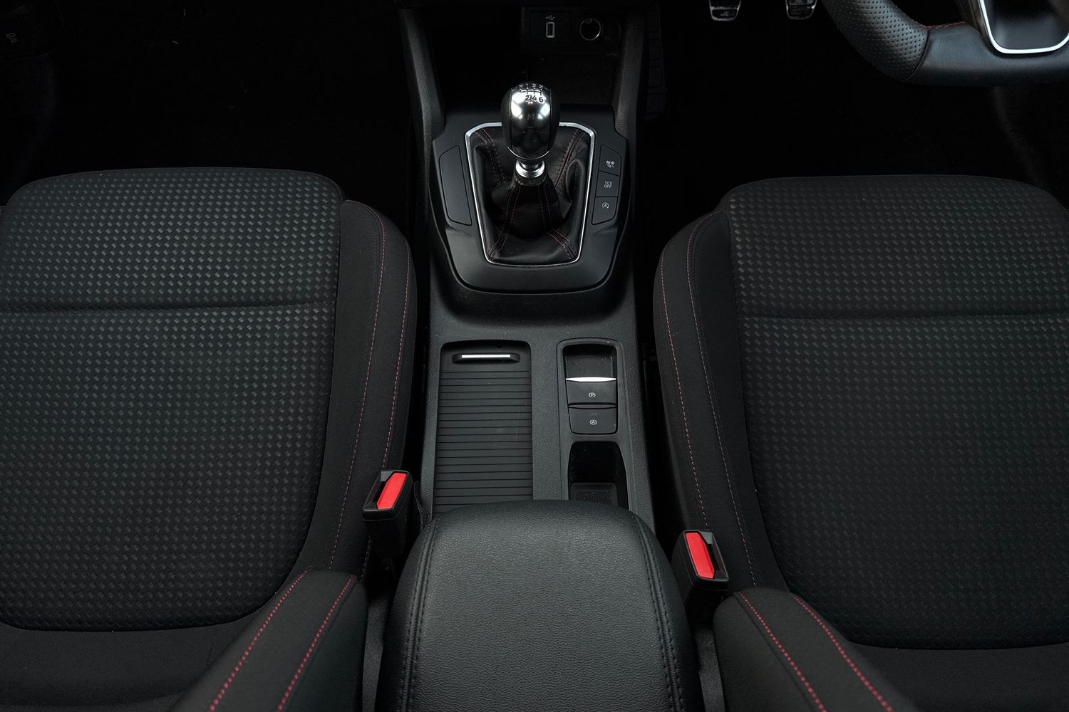 Used Ford Focus 2020 for sale - 76334456: Photo 9
