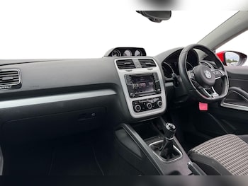 Used Volkswagen Scirocco 2017 for sale - 75250446: Photo