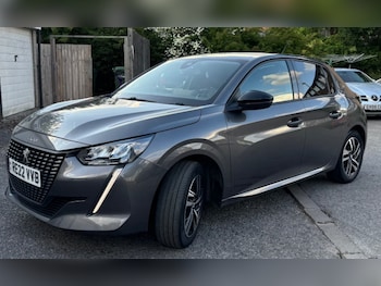Peugeot - 208