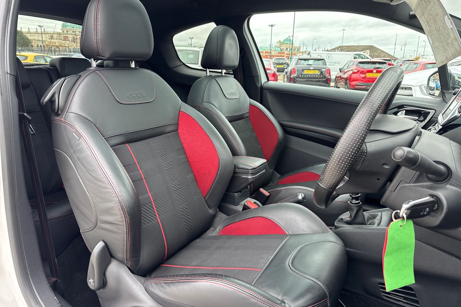 Used Peugeot 208 2018 for sale - 76274751: Photo 14