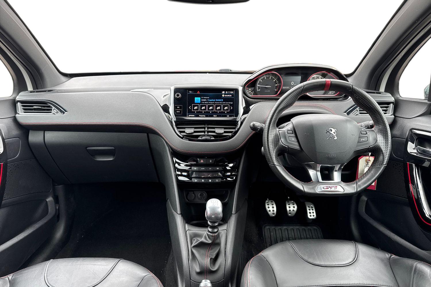 Used Peugeot 208 2018 for sale - 76274751: Photo 3