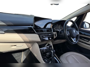 Used BMW 2 Series 2017 for sale - 75331203: Photo