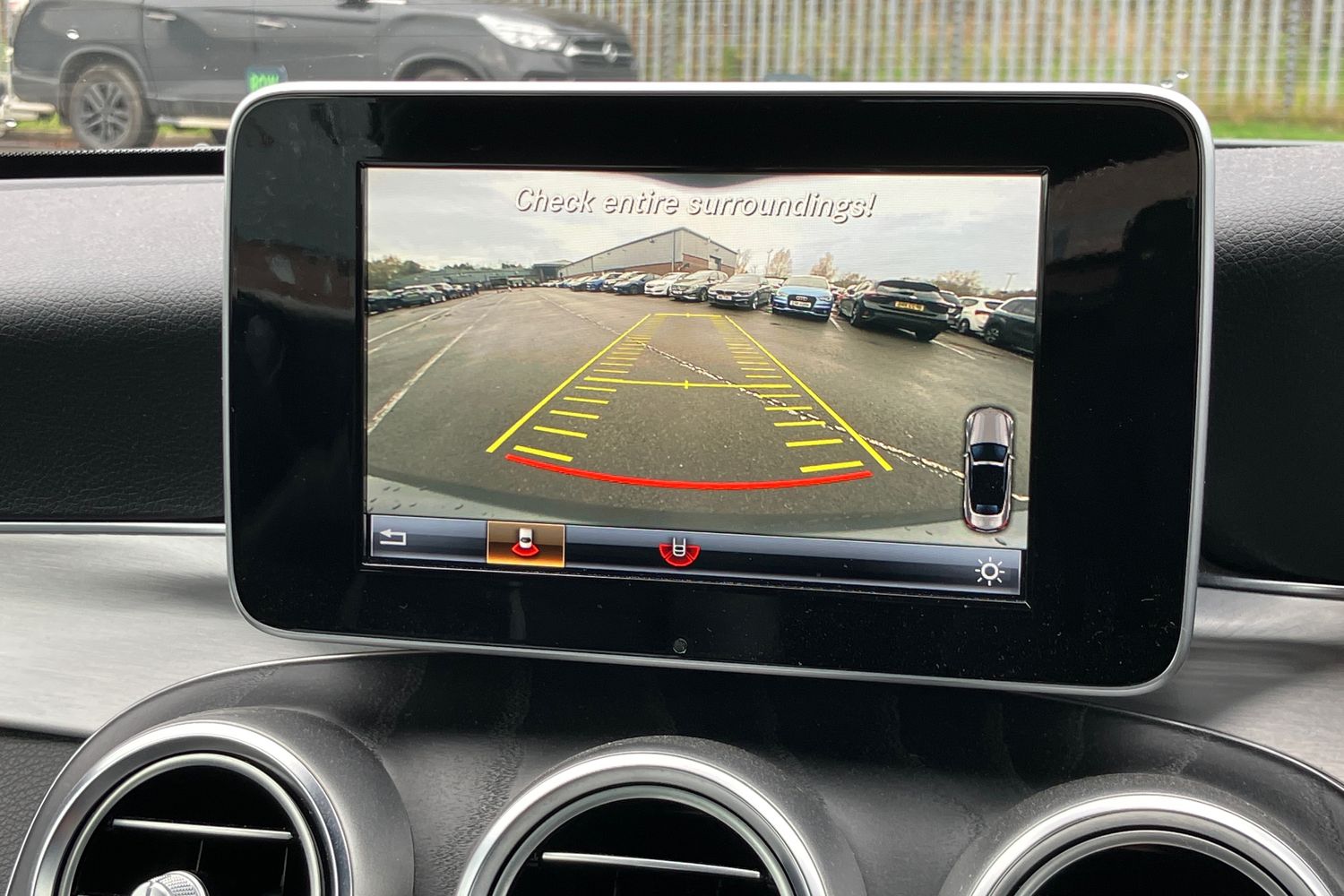 Used Mercedes-Benz C Class 2018 for sale - 76654519: Photo 8