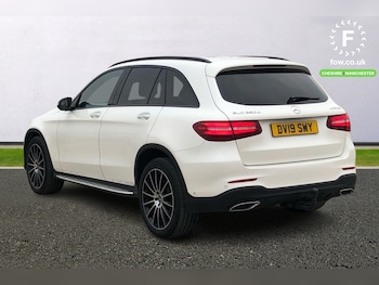 Used Mercedes-Benz GLC 2019 for sale - 76194106: Photo 2