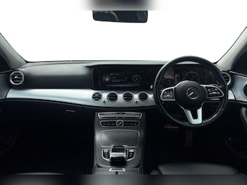 Used Mercedes-Benz E Class 2019 for sale - 79284879: Photo