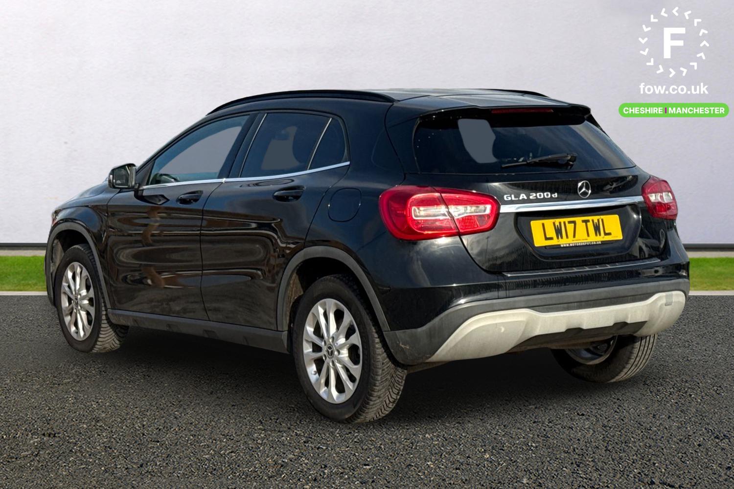 Used Mercedes-Benz GLA 2017 for sale - 76480973: Photo 2