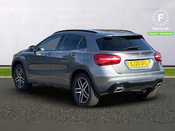 Used Mercedes-Benz GLA 2020 for sale - 76553600: Photo