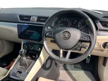 Used Skoda Superb 2018 for sale - 75038642: Photo