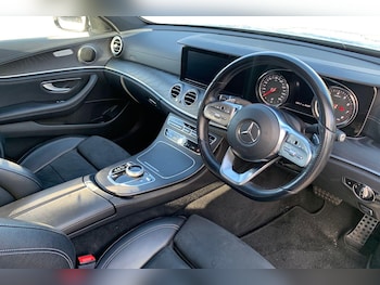 Used Mercedes-Benz E Class 2019 for sale - 76929247: Photo