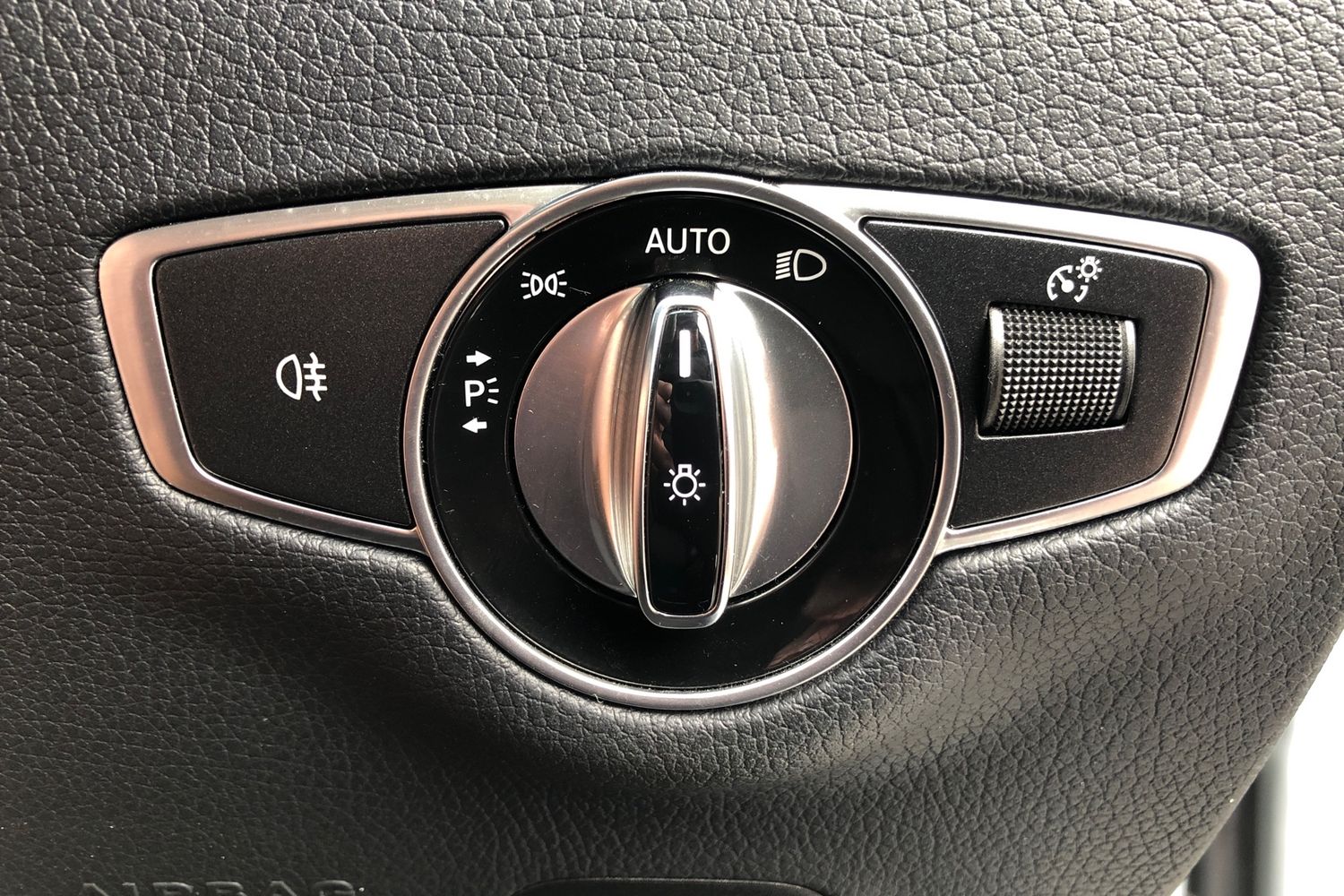 Used Mercedes-Benz E Class 2017 for sale - 76685759: Photo 12