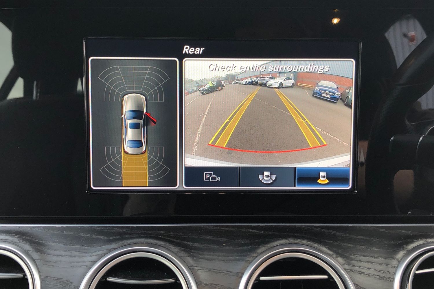 Used Mercedes-Benz E Class 2017 for sale - 76685759: Photo 8