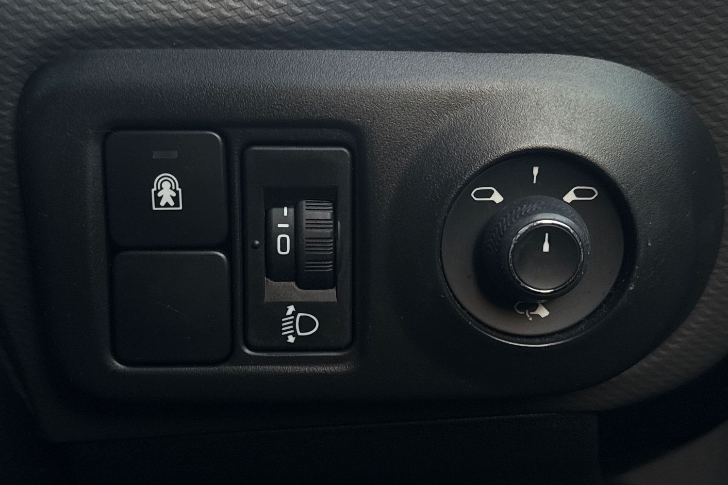 Used Citroen C4 Cactus 2018 for sale - 77928961: Photo 13