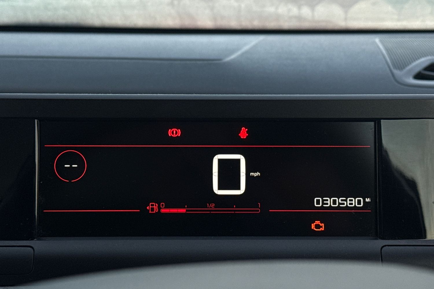 Used Citroen C4 Cactus 2018 for sale - 77928961: Photo 14