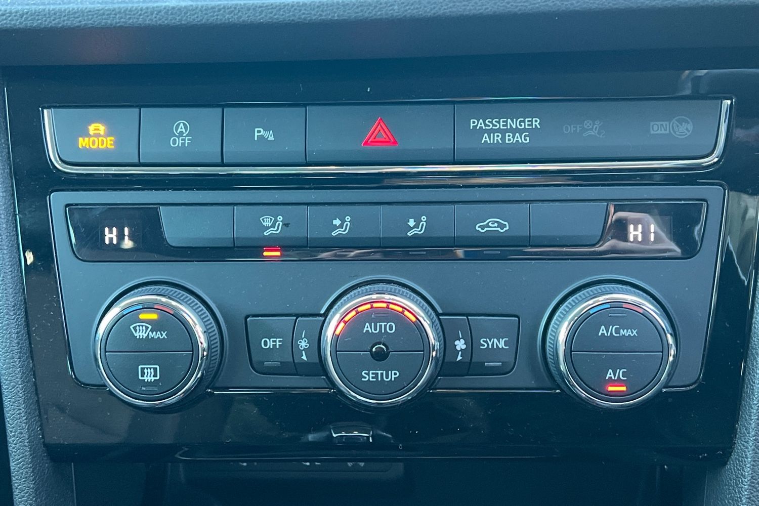 Used SEAT Leon 2019 for sale - 76630018: Photo 12