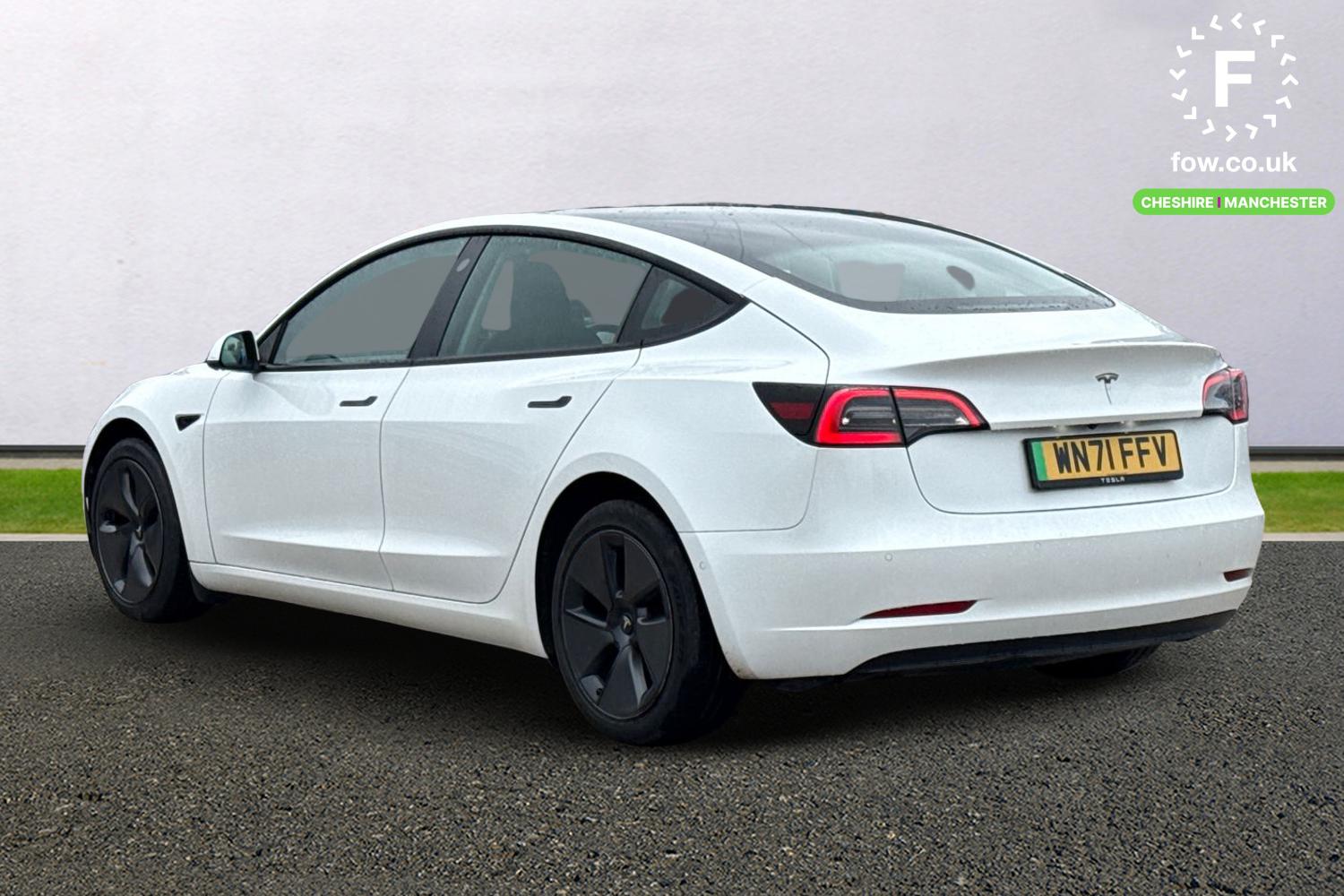 Used Tesla Model 3 2021 for sale - 76128187: Photo 2