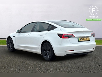 Used Tesla Model 3 2021 for sale - 76128187: Photo 2