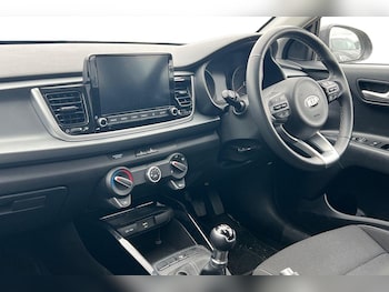 Used Kia Rio 2020 for sale - 77843003: Photo