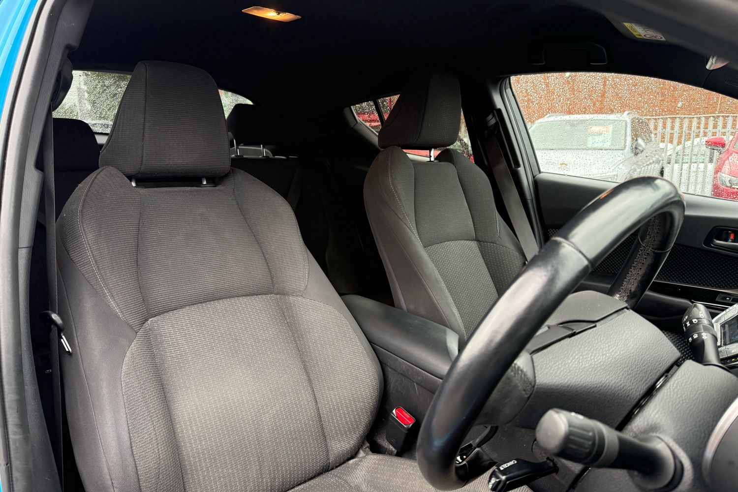 Used Toyota C-HR 2018 for sale - 76391033: Photo 13