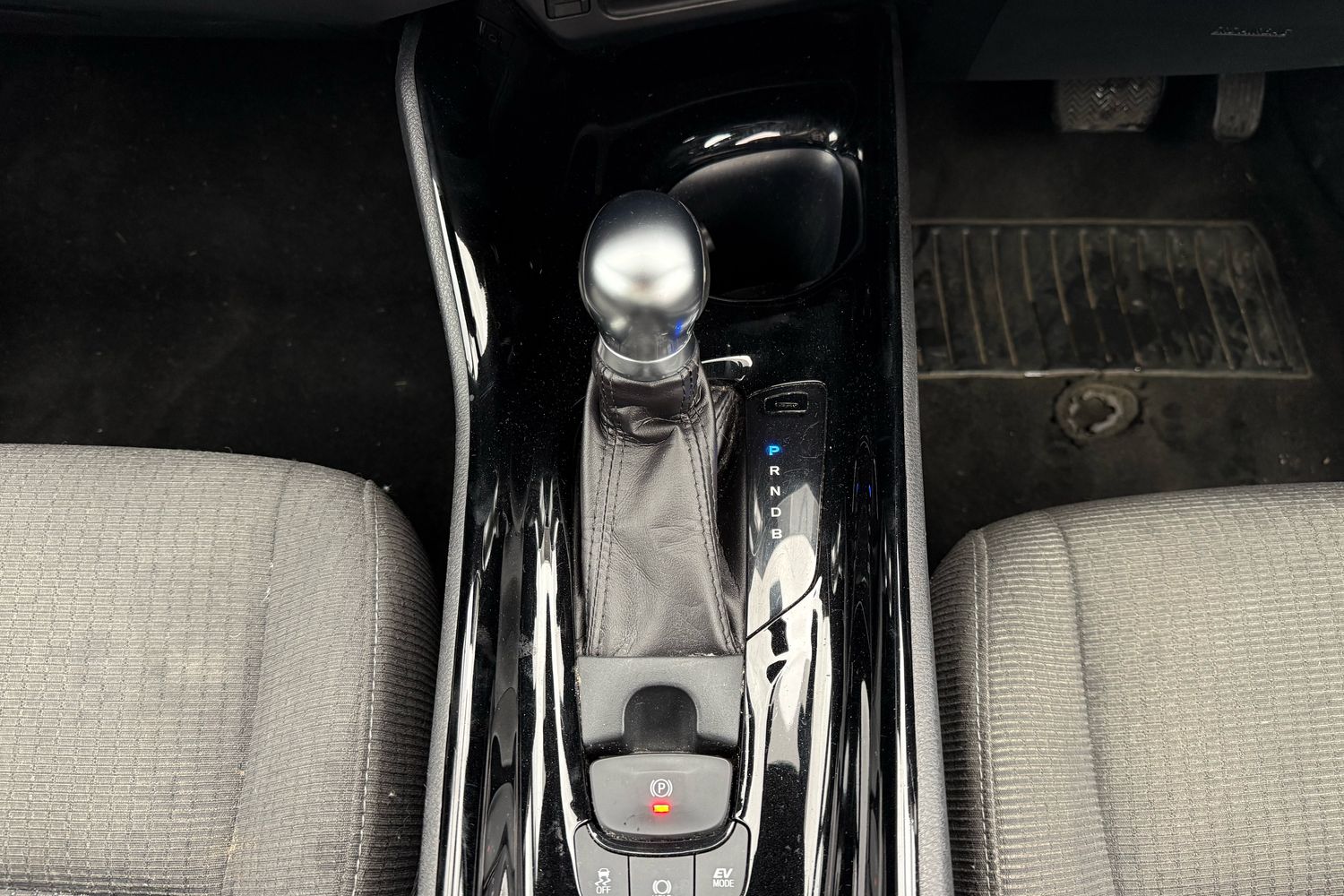 Used Toyota C-HR 2018 for sale - 76391033: Photo 8