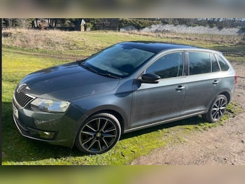 Used Skoda Rapid Spaceback 2017 for sale - 78107534: Photo